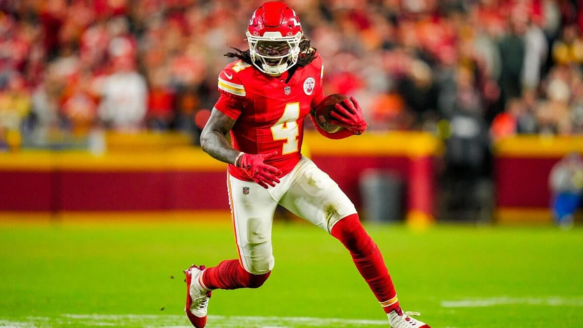Dynasty Fantasy Football Wide Receiver Rankings: Rashee Rice and DeVonta Smith are post-draft risers
