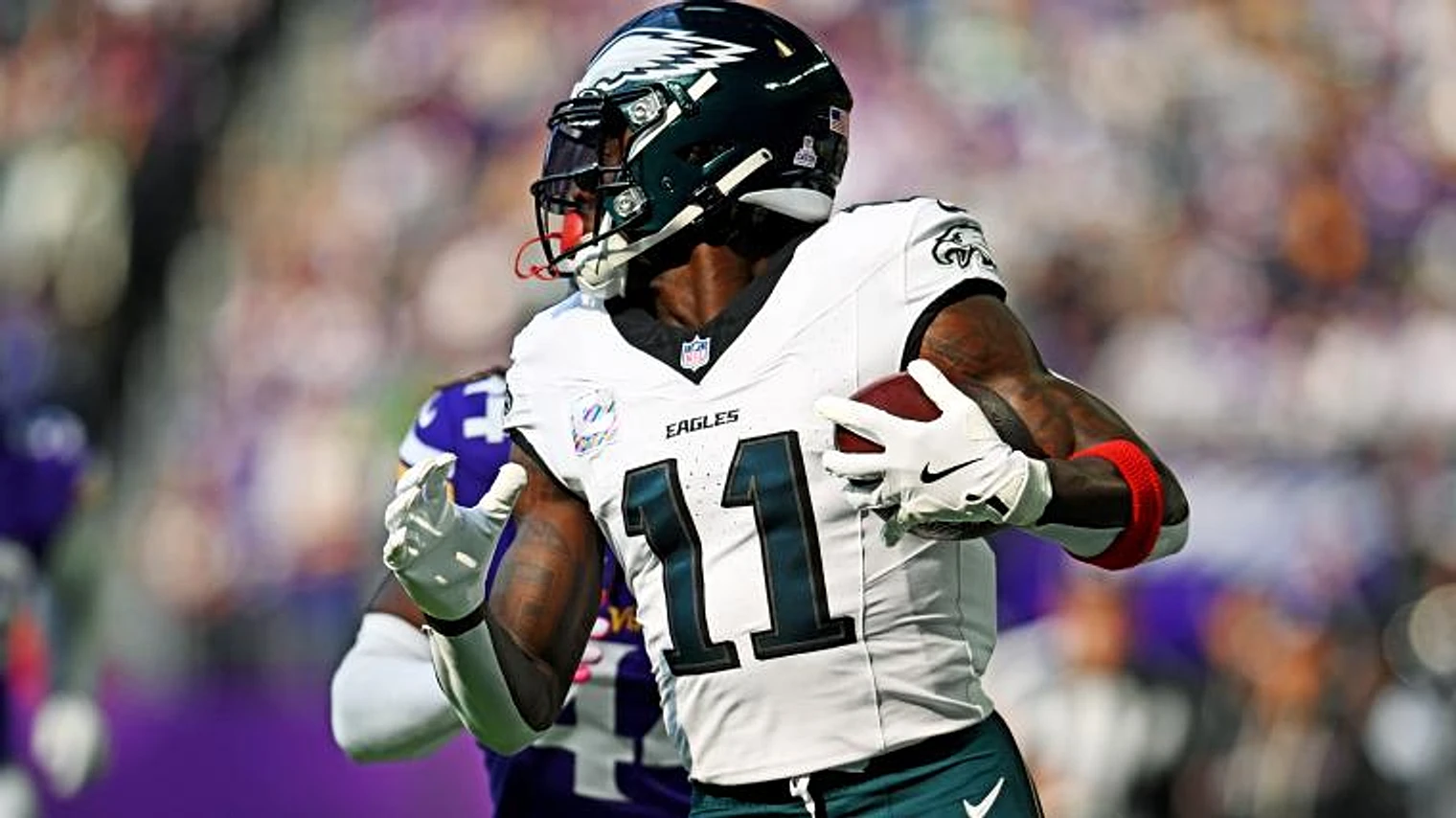 Patriots could include 23-game starter in trade package to acquire A.J. Brown