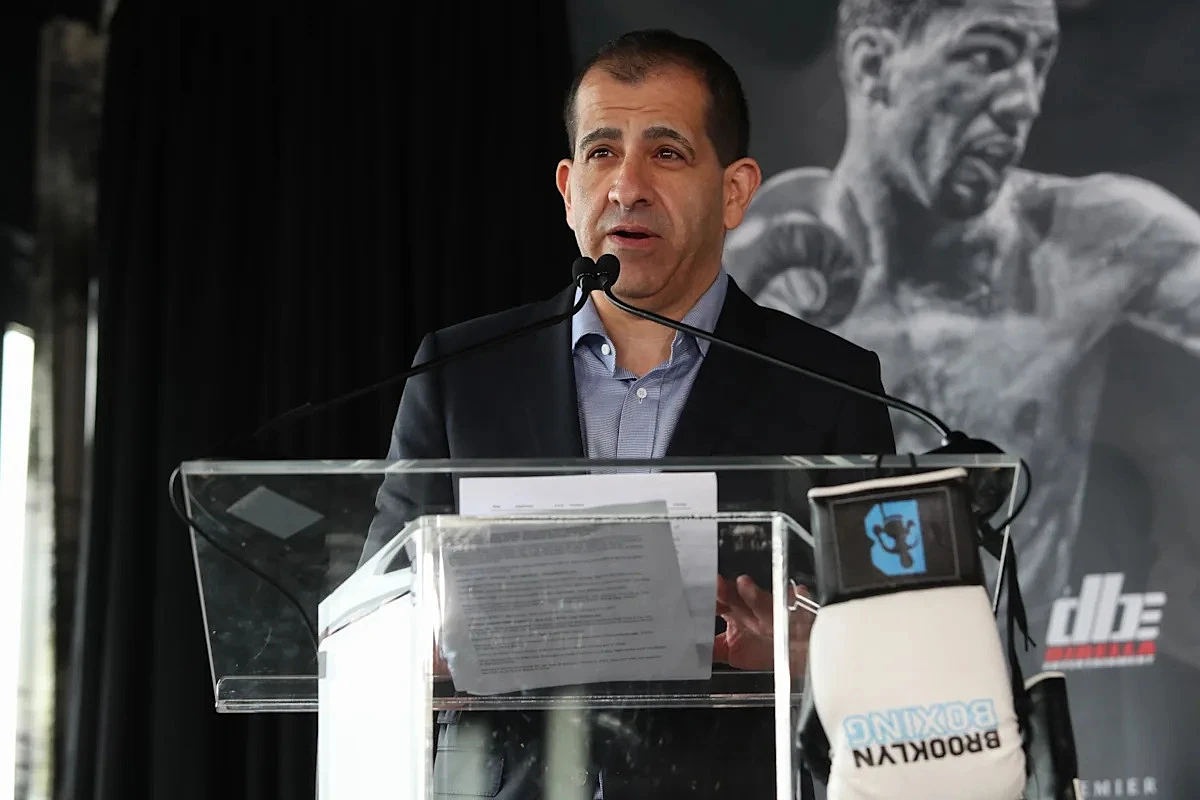 ‘This will get worked out’: Stephen Espinoza expects Mayweather vs Pacquiao rematch drama to resolve itself