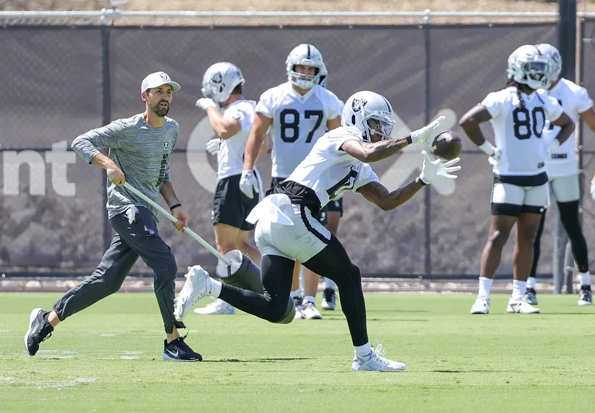 Raiders announce signing of 17 undrafted free agents