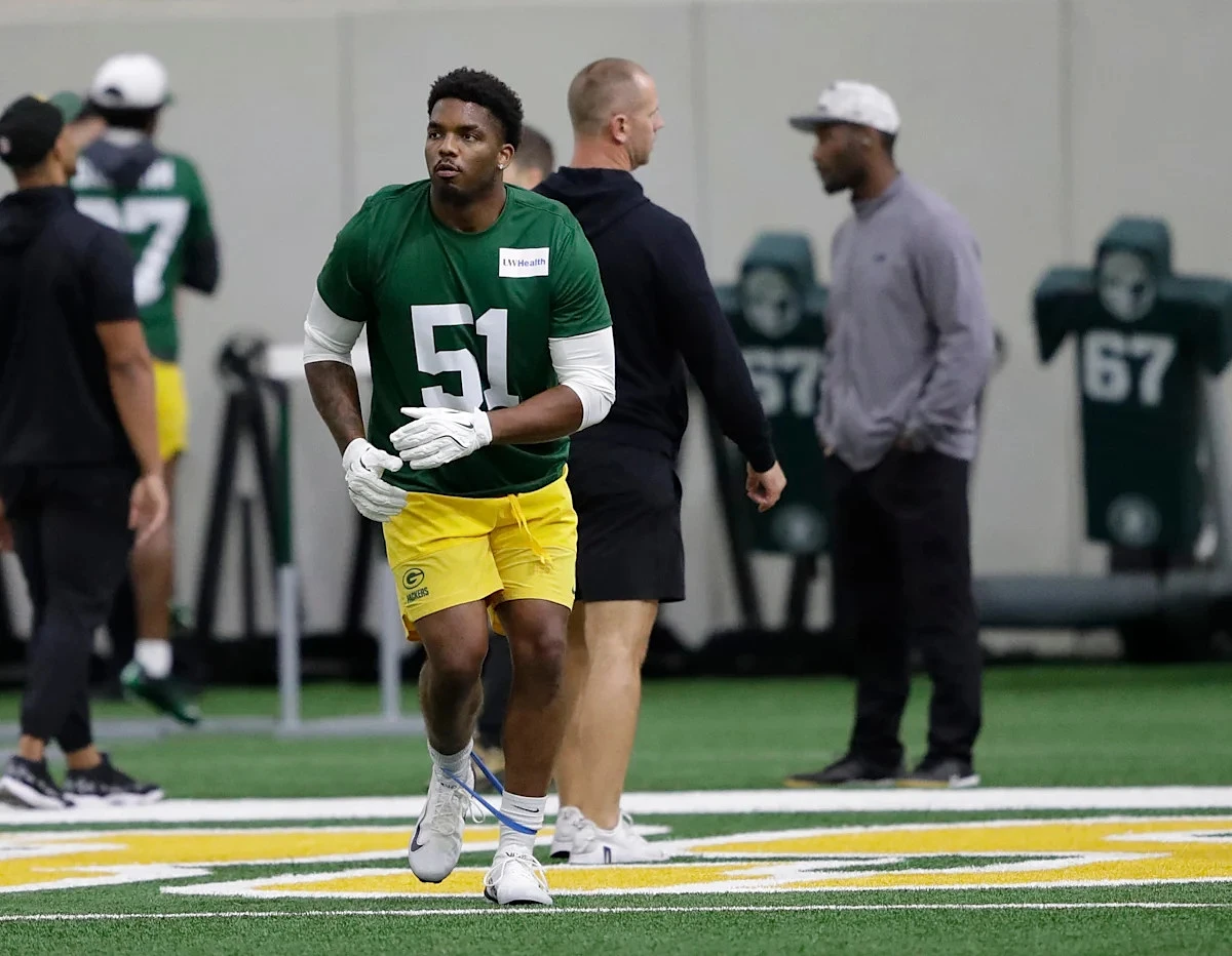 Dani Dennis-Sutton to be ‘sponge’ around Packers teammate Micah Parsons