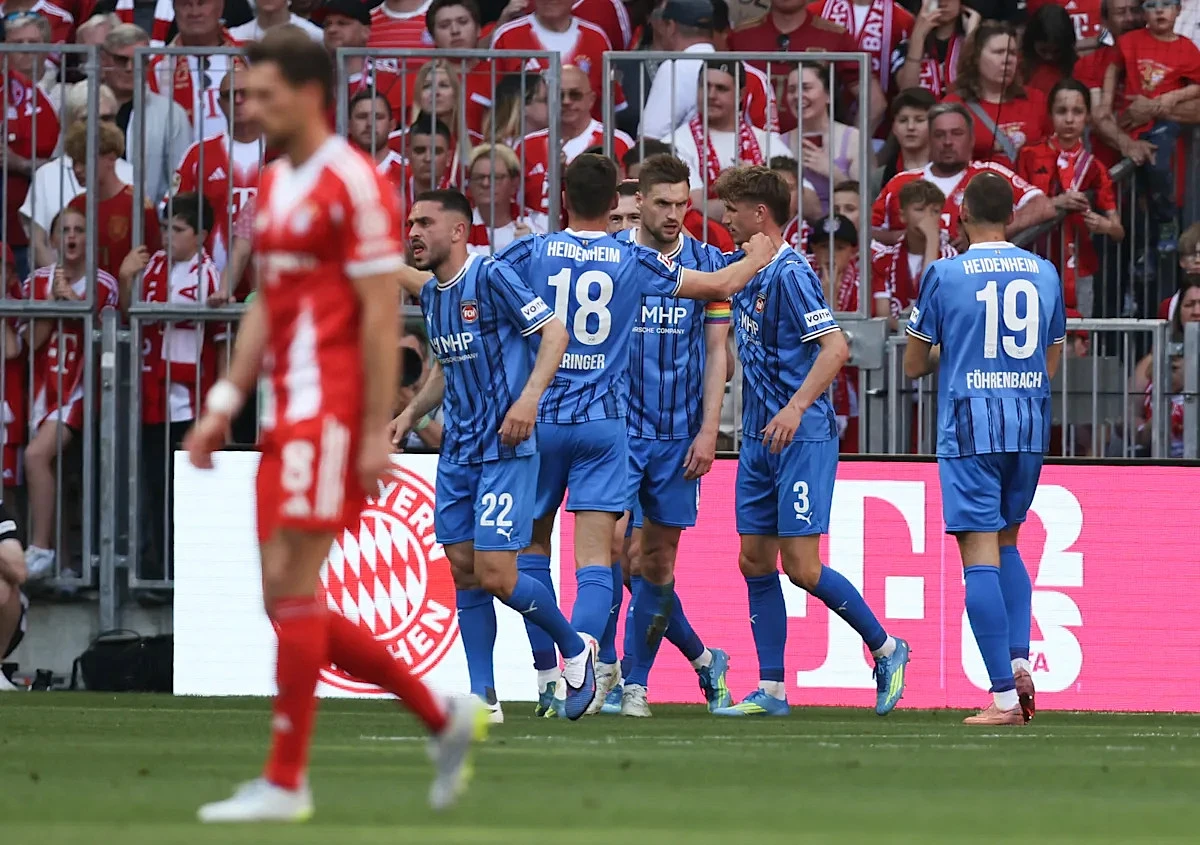 📸 Bayern Munich stunned as Bundesliga bottom side lead at Allianz Arena 😲