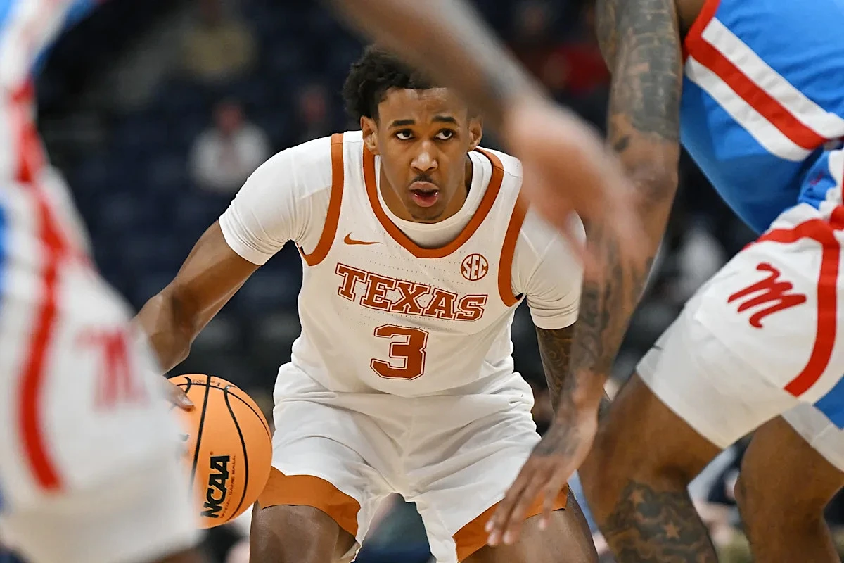 Former Texas wing Dailyn Swain receives NBA Draft Combine invite