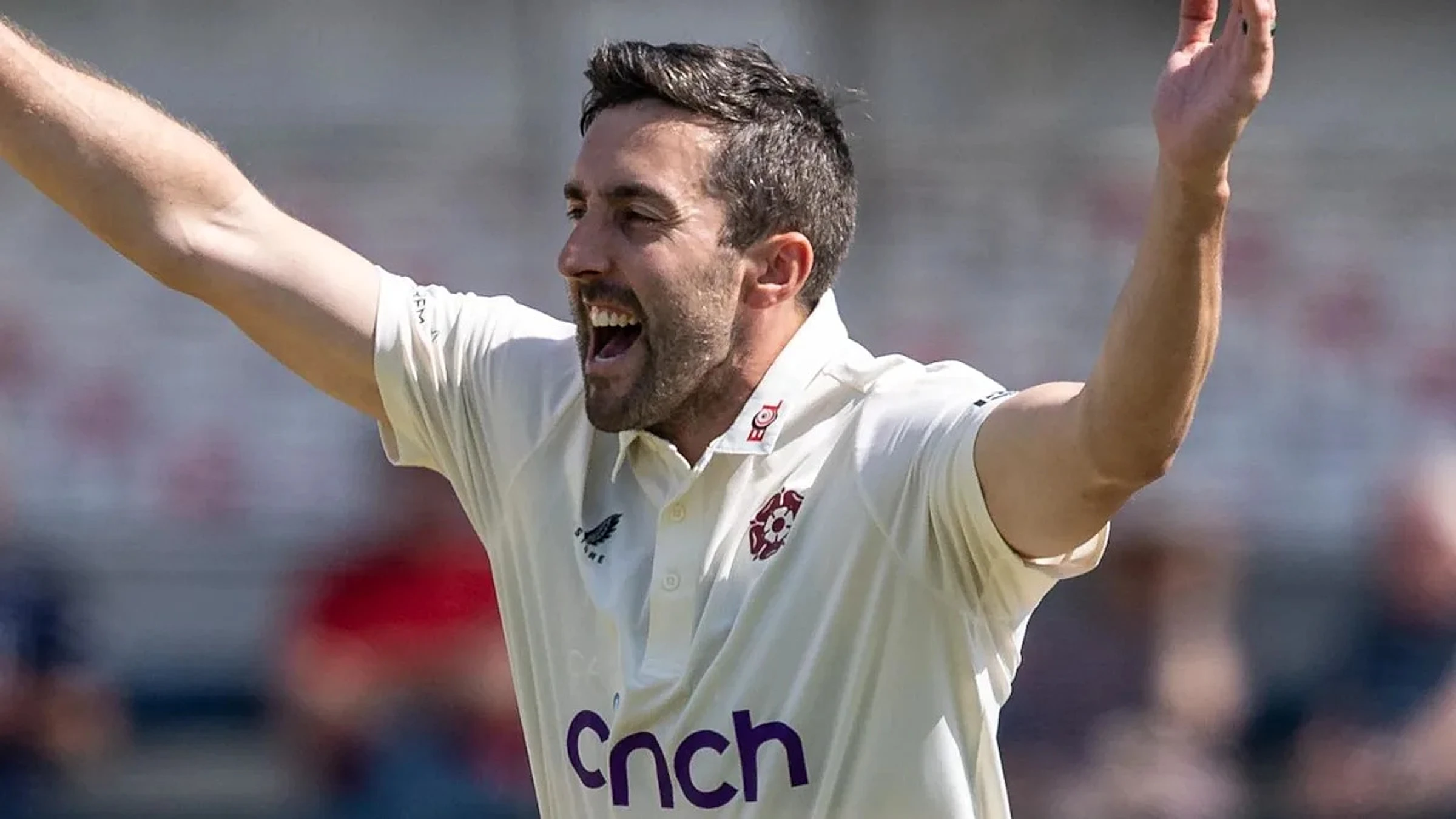 Sanderson bowls Northants to innings win over Worcs