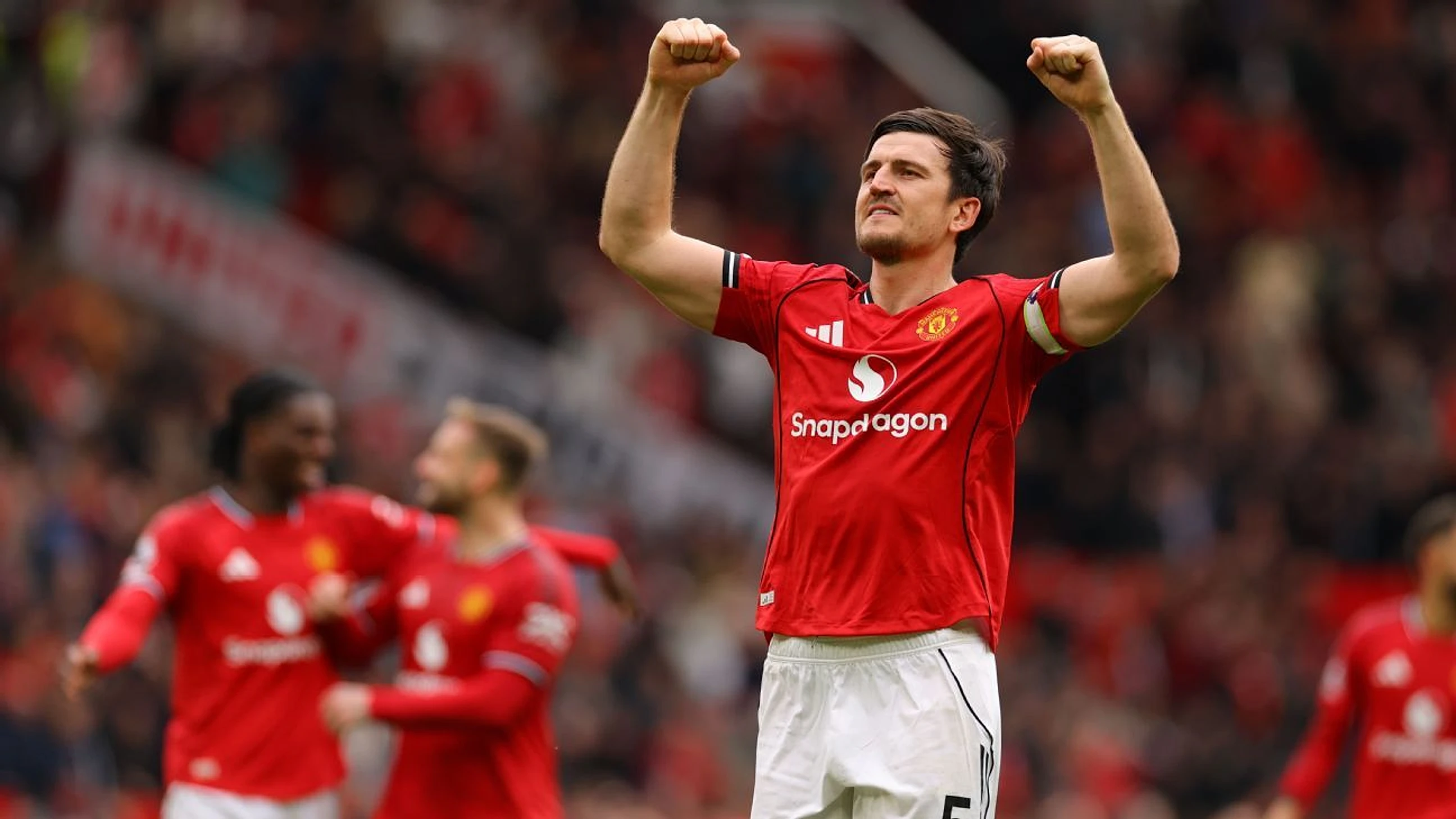 Should Man United hire Carrick now they're back in...