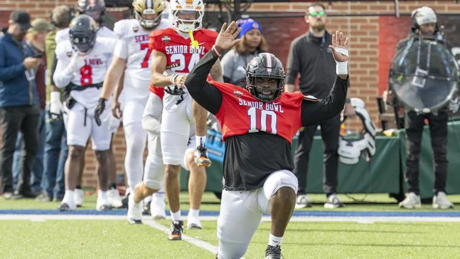 NFL draft picks Lee Hunter, Sam Hecht set to rekindle Senior Bowl practice intensity at Panthers rookie minicamp