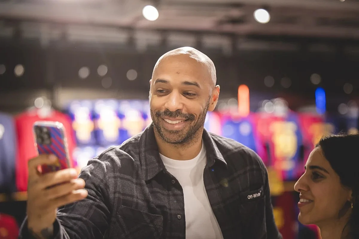 Barcelona gem hailed as ‘in a league of his own’ by club legend