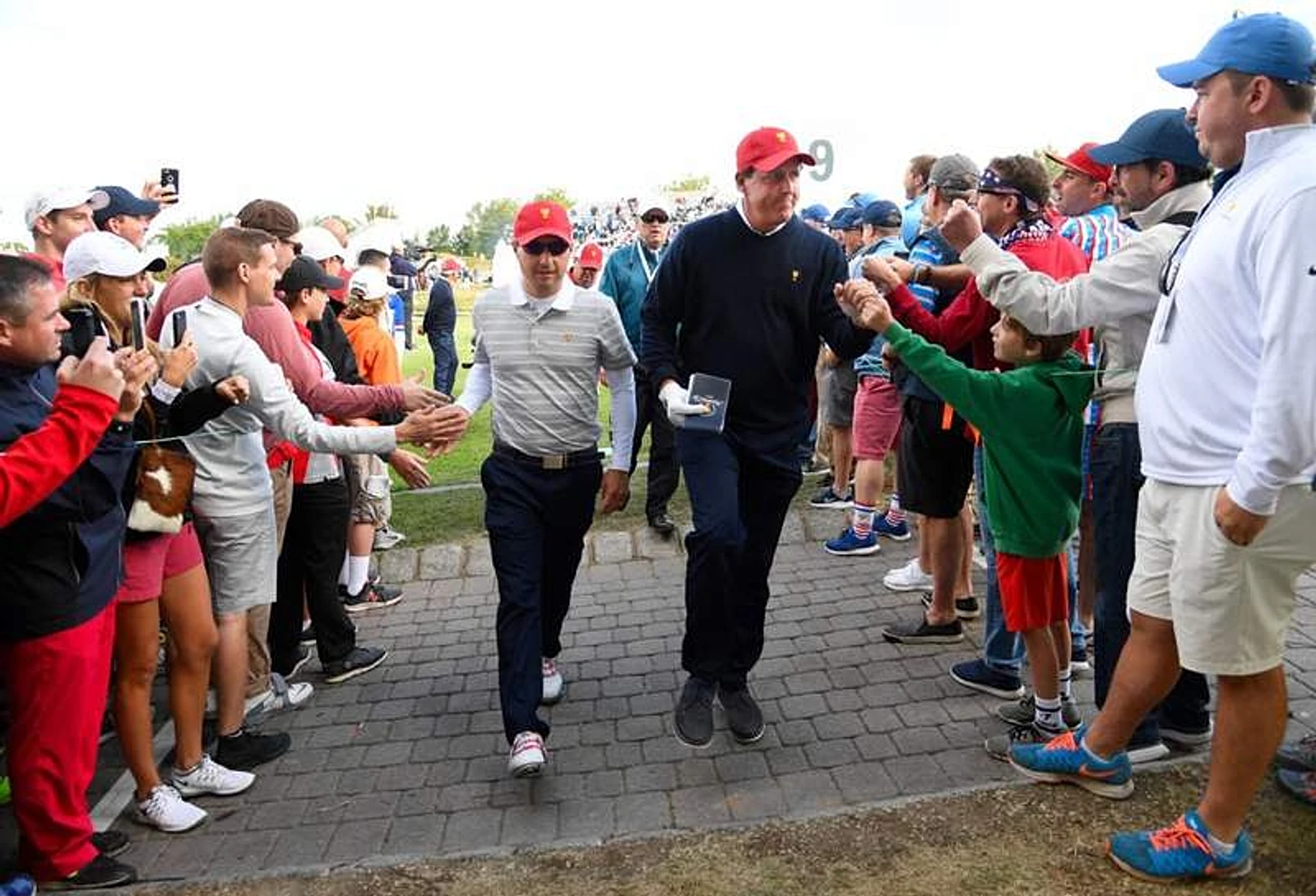 What Phil Mickelson once did at the Presidents Cup that left Kevin Kisner completely stunned
