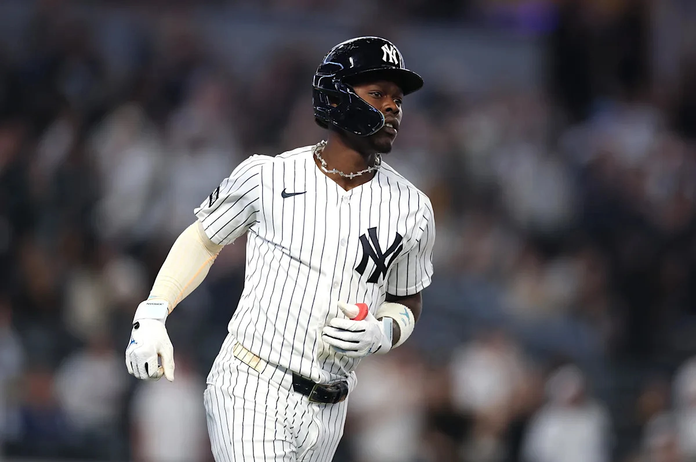 Yankees torch Jacob deGrom in series-opening win over Rangers