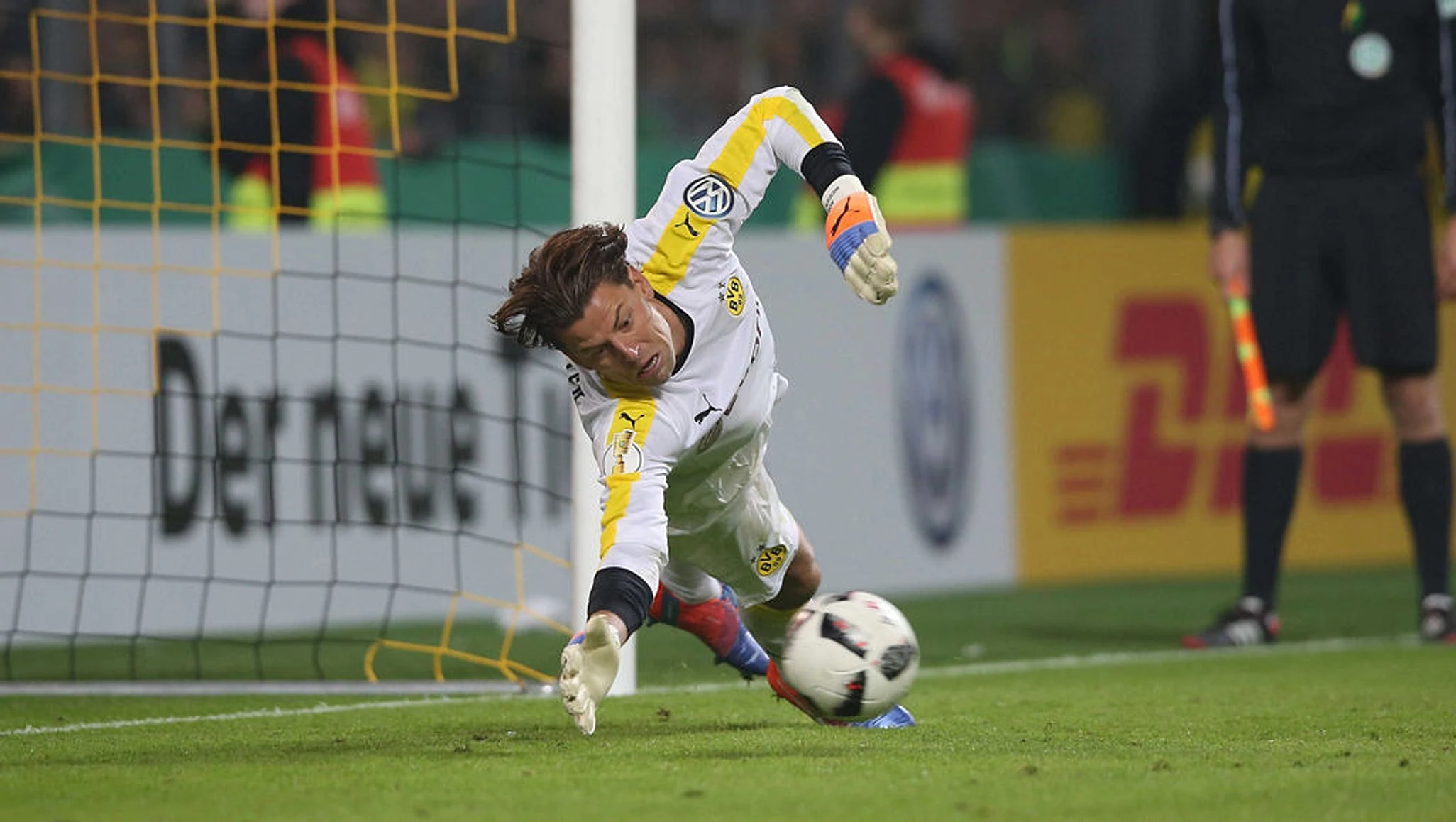 Facts against Eintracht Frankturt: Kobel in the footsteps of Weidenfeller and de Beers