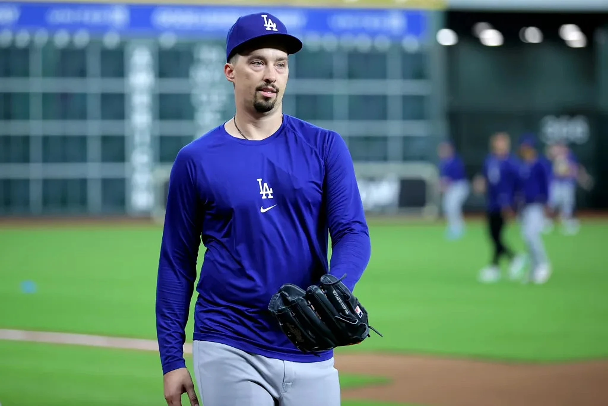 Dodgers close to adding former Cy Young award winner