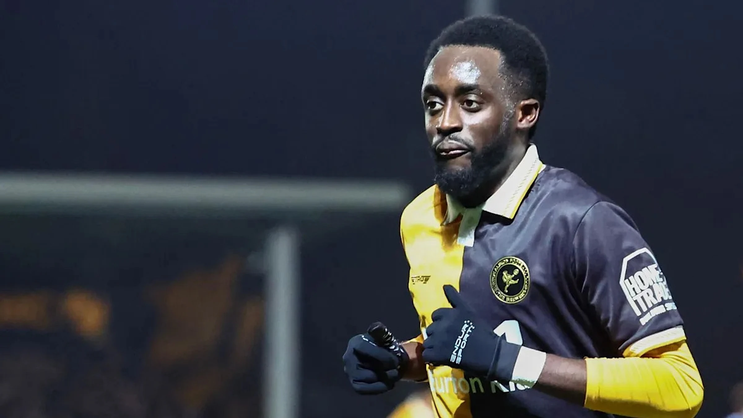 Tavares among six released by Burton Albion