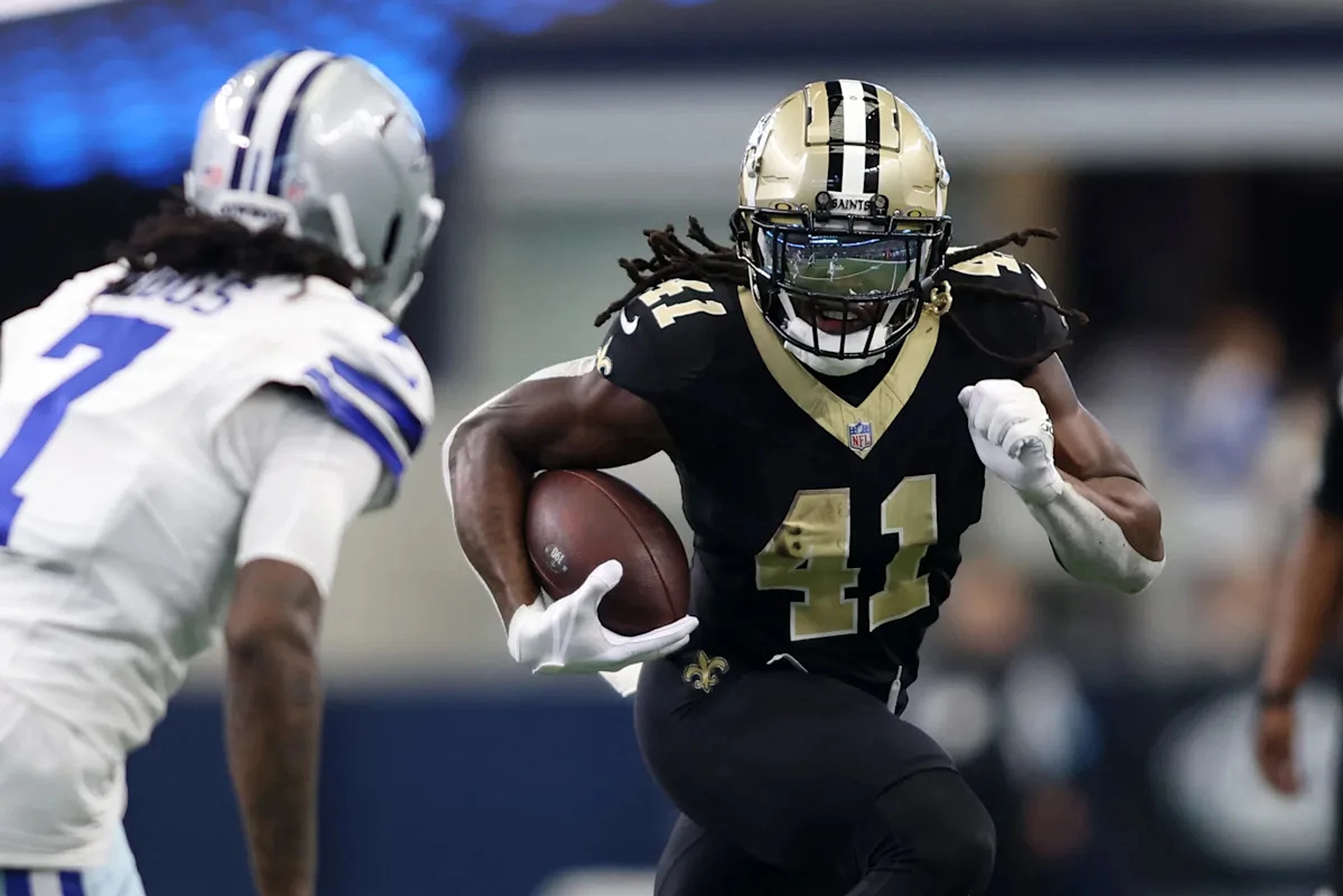 Bleacher Report names Chiefs, Cowboys potential Alvin Kamara suitors