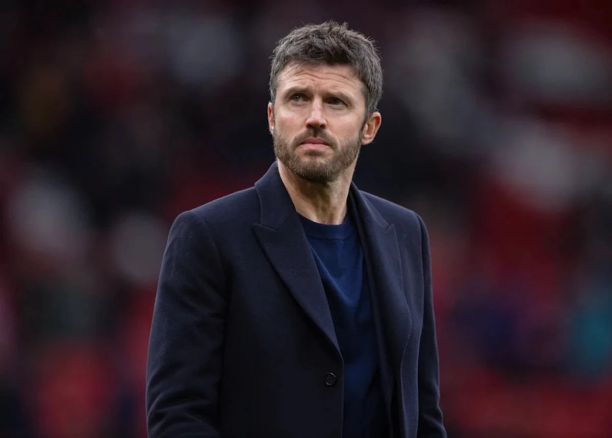 Michael Carrick has ‘very good chance’ of landing Man United job claims former star