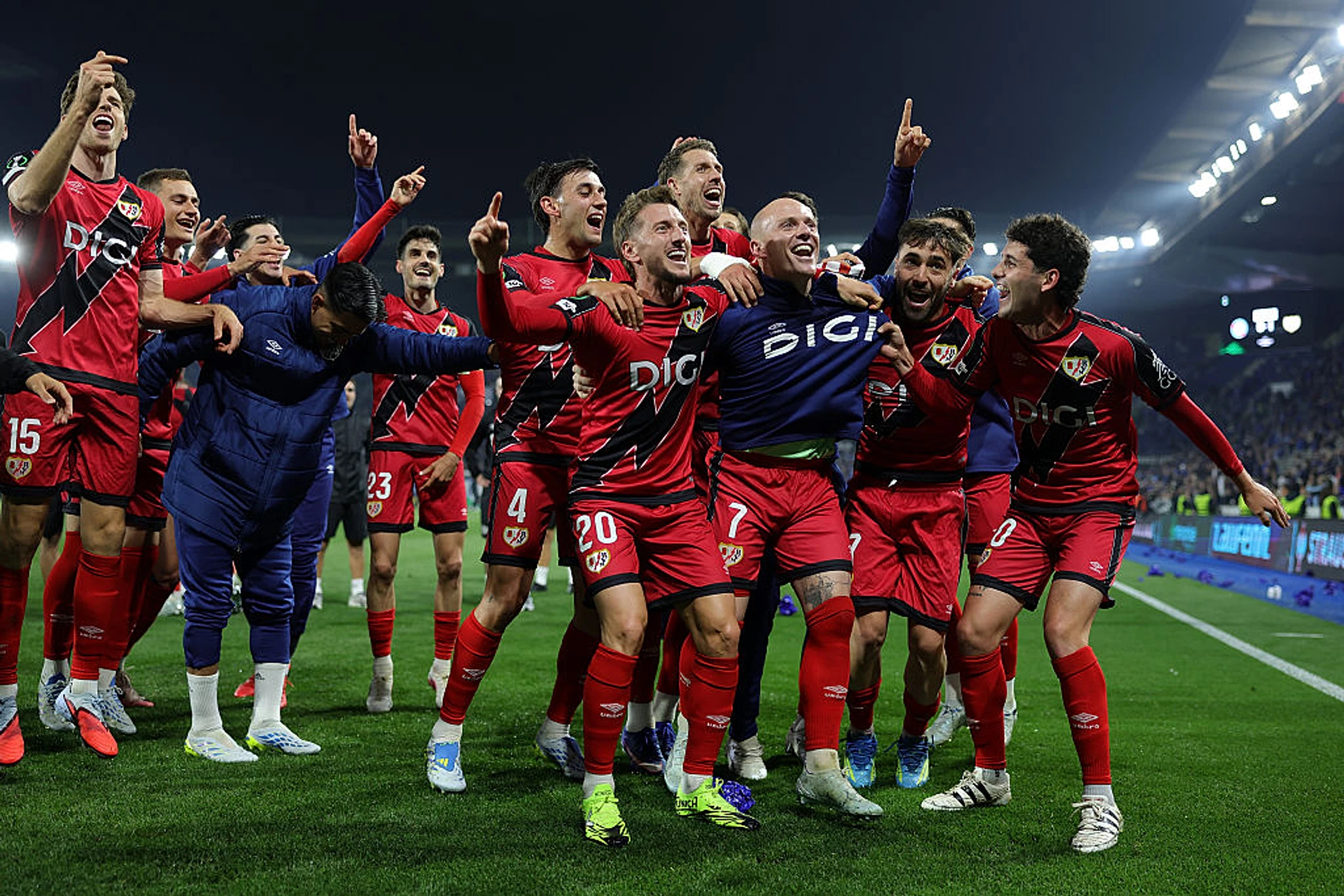 🥐 Madrid chaos, Vallecano glory... 5️⃣ stories for Friday
