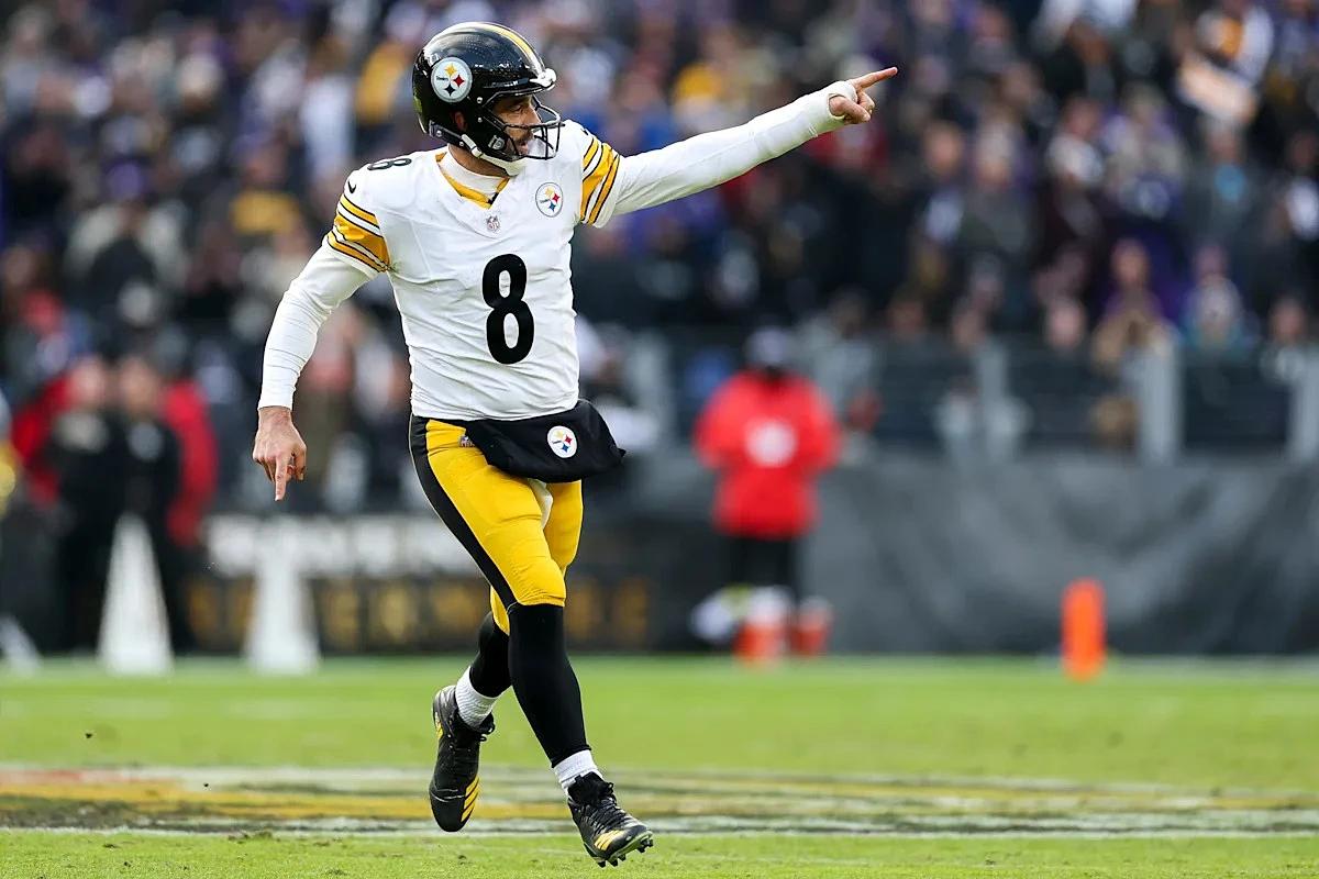 Aaron Rodgers seemingly one step closer to returning to Steelers