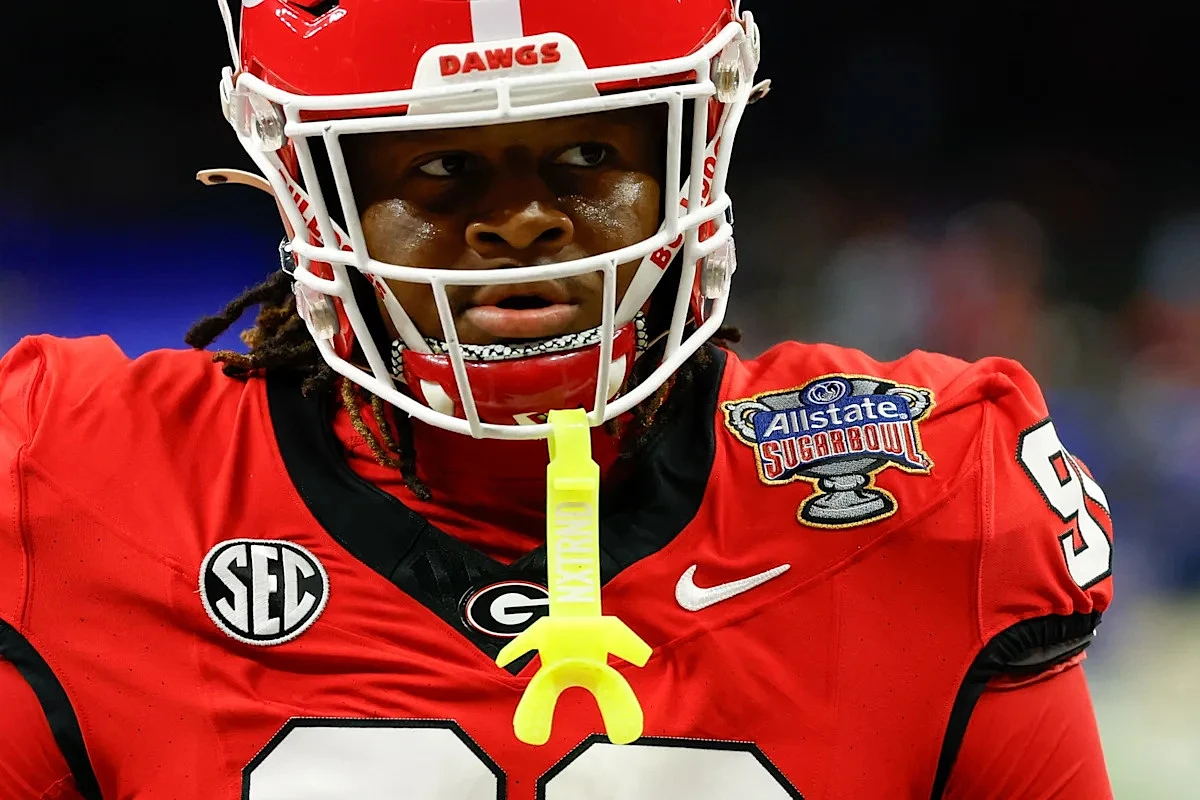 Elite DL spurns Georgia football for Florida