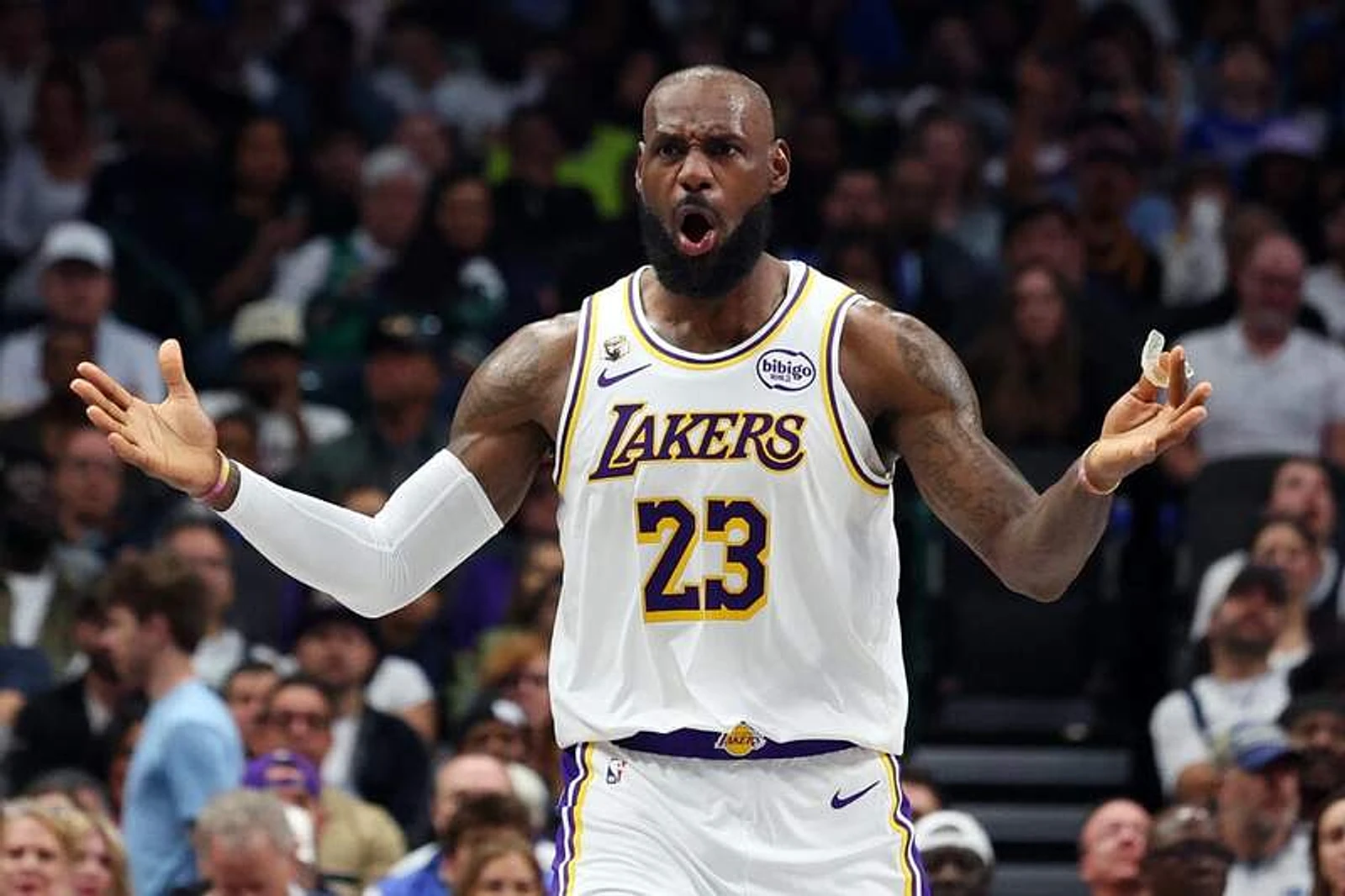 Skip Bayless says LeBron James lacks ‘clutch gene’ in shocking all-time ranking