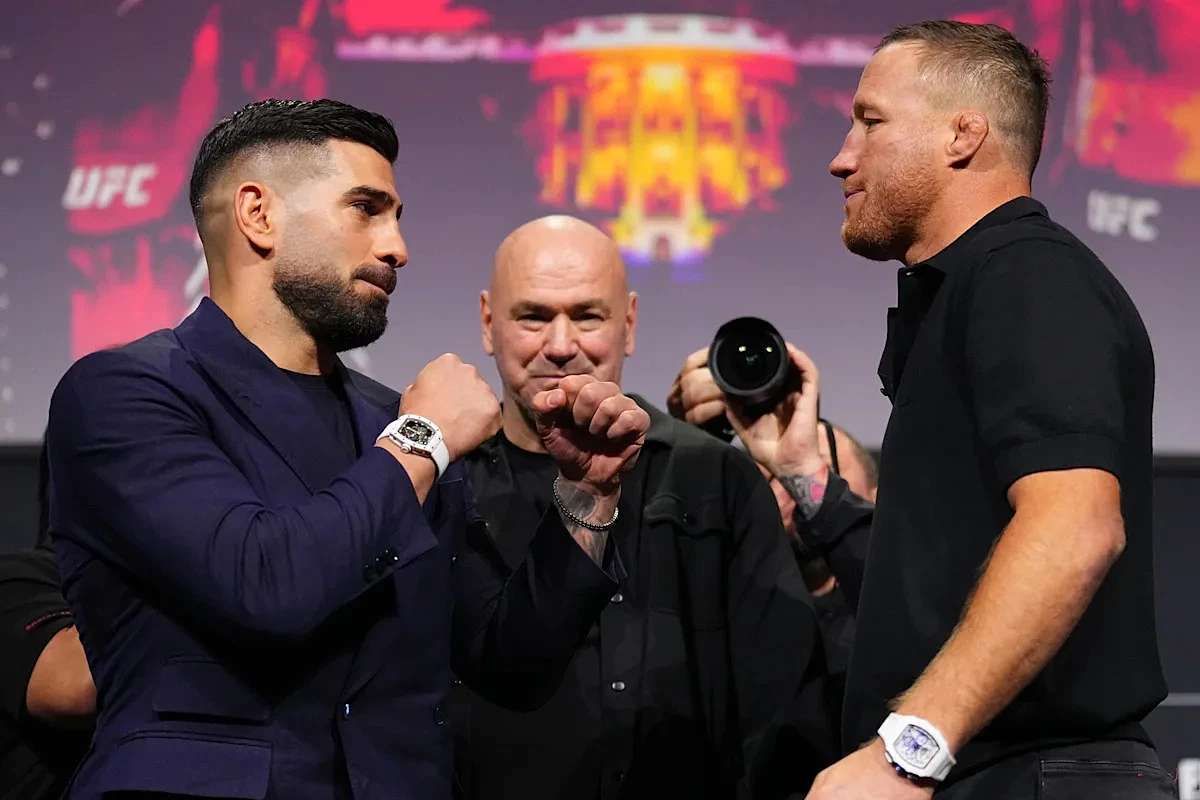 Video: UFC White House press conference staredowns