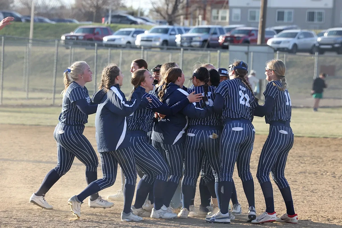 Big sixth-inning rally lifts Great Falls High softball to crosstown win over CMR
