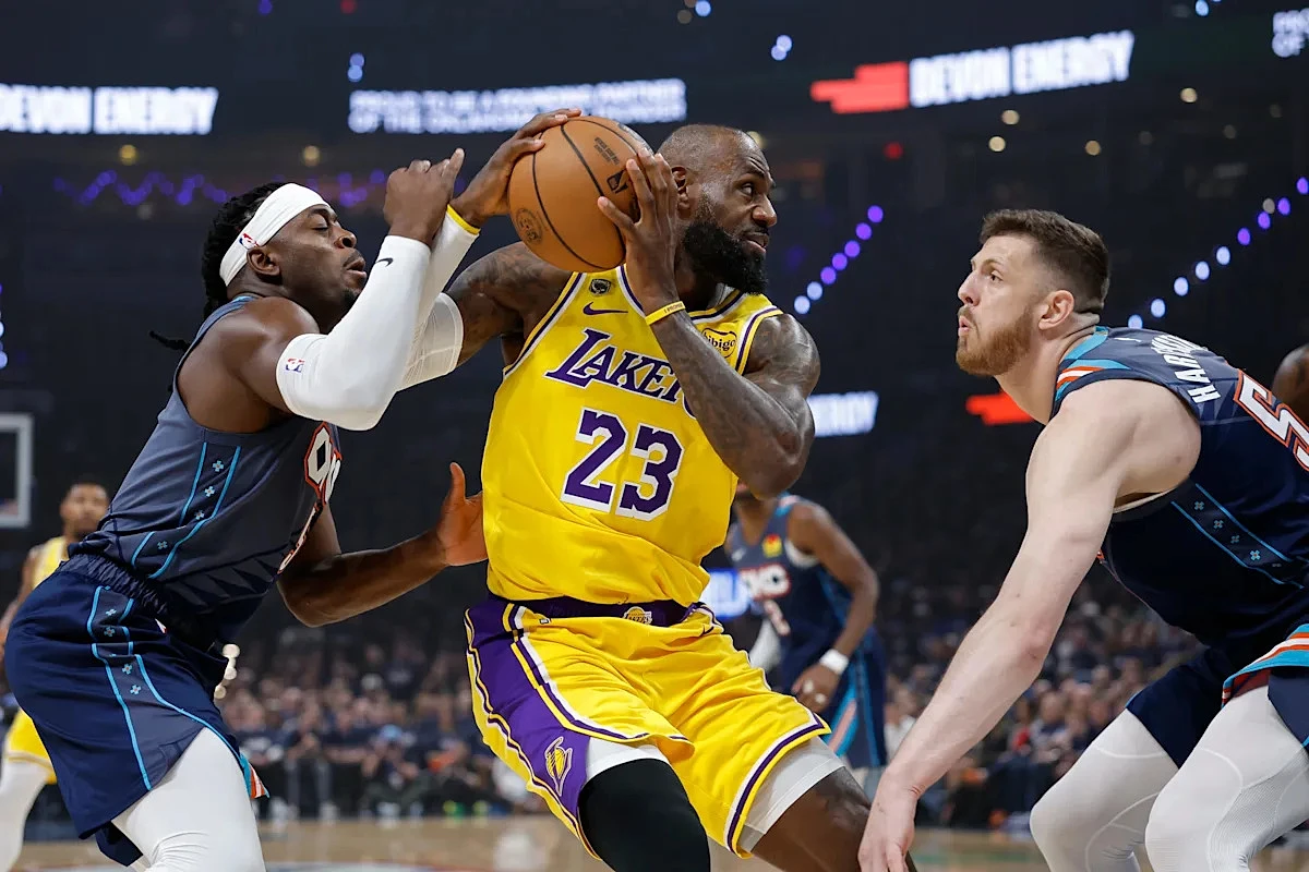 Full injury report for Saturday's Thunder vs. Lakers Game 3 matchup