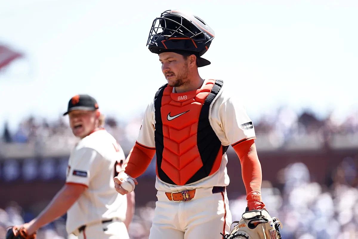 Giants trade Gold Glove catcher Patrick Bailey to Guardians