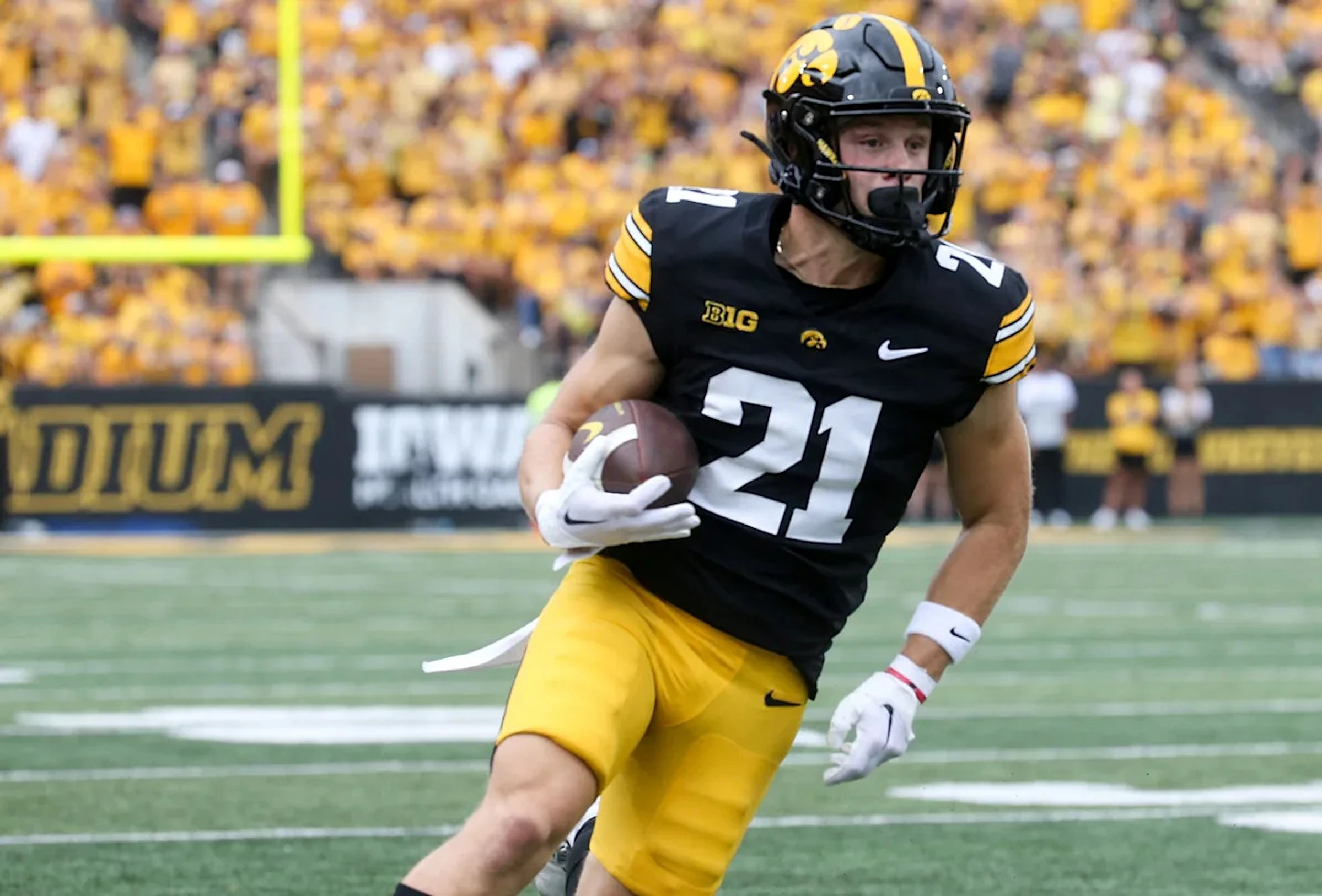 Steelers rookie already looking to switch bizarre jersey number