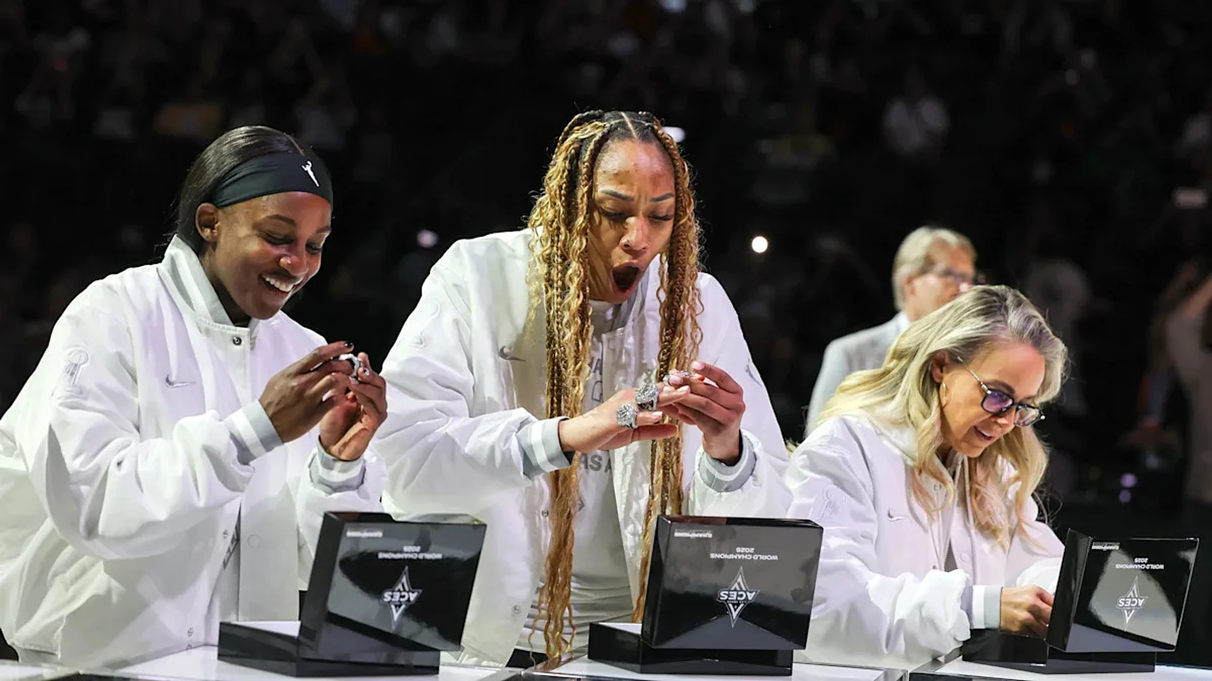 Aces receive 2-in-1 WNBA championship rings, then get blown out by Mercury in season opener