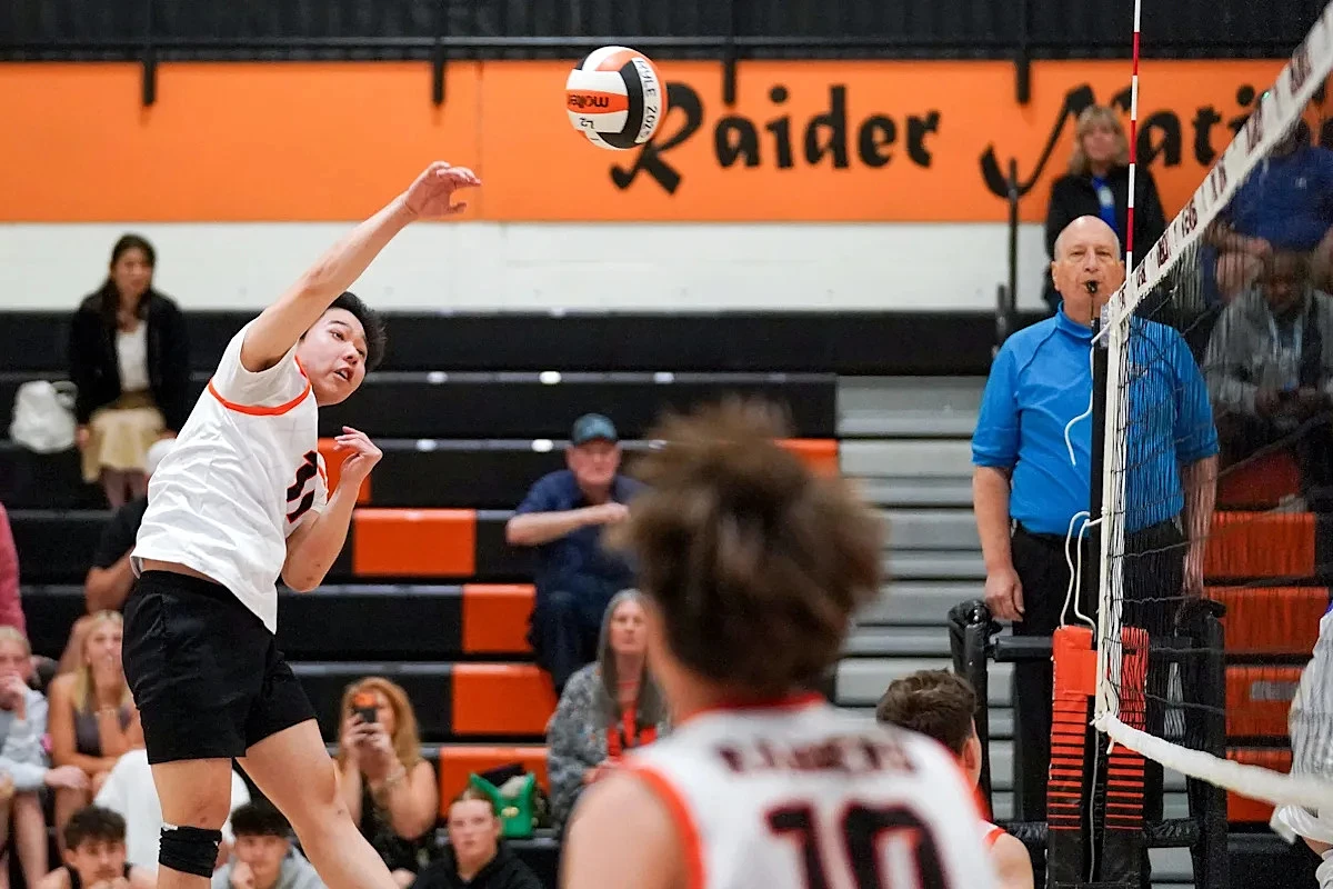 Ryle boys volleyball repeats as KHSAA Region 6 champions