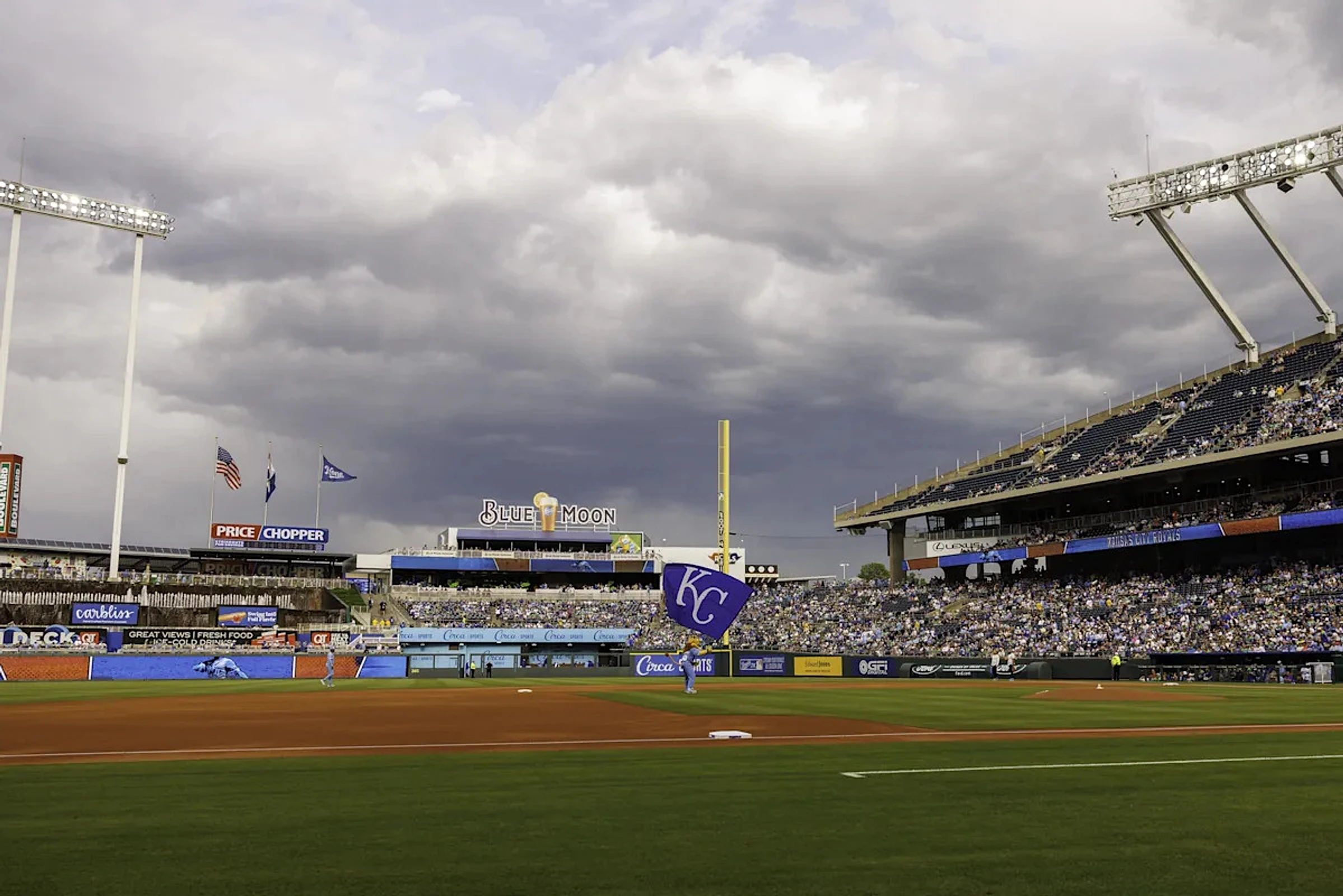 Royals 5, Tigers 1: Sleepwalking towards the cellar