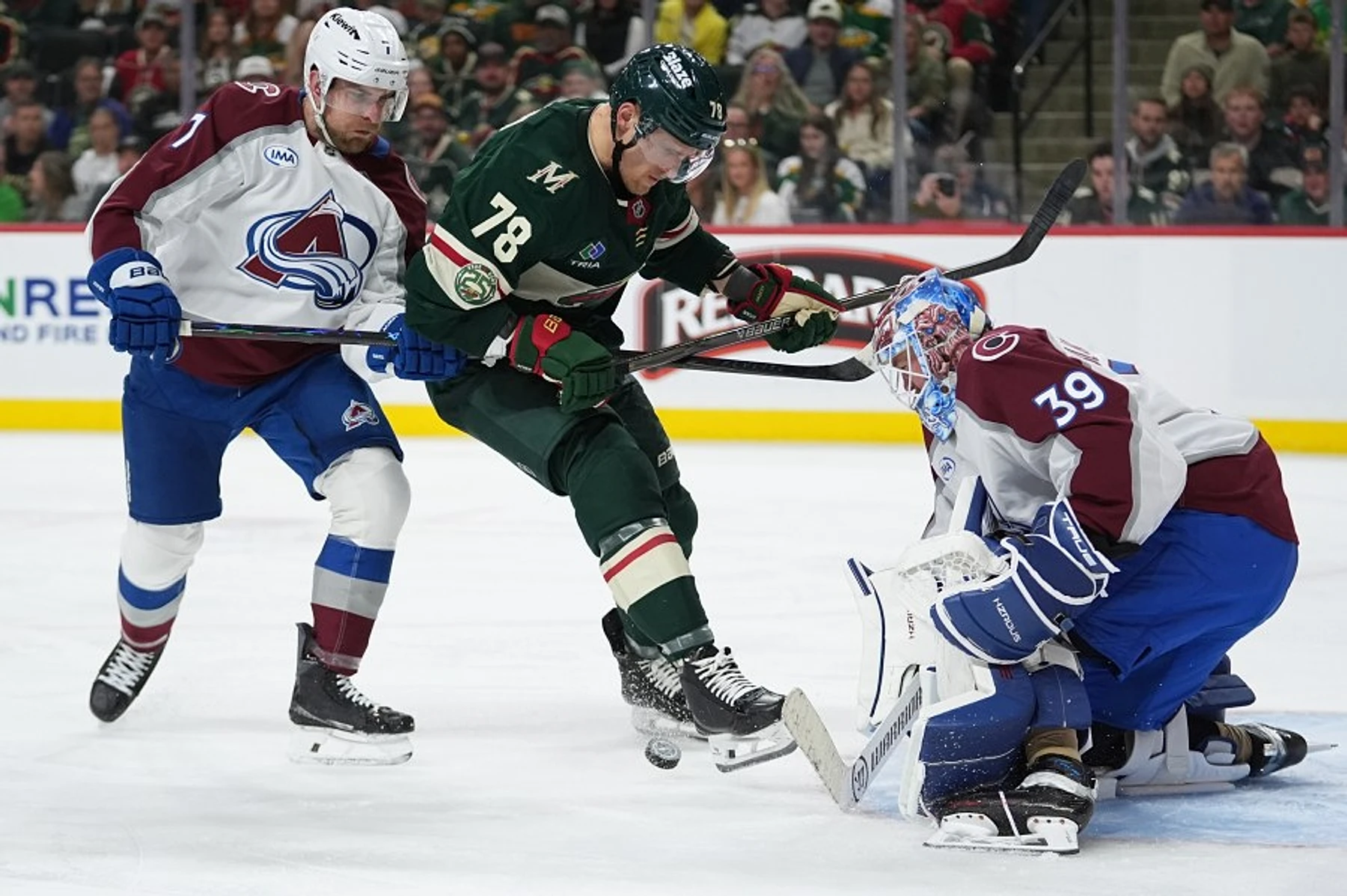 Avalanche fall to Wild in game three