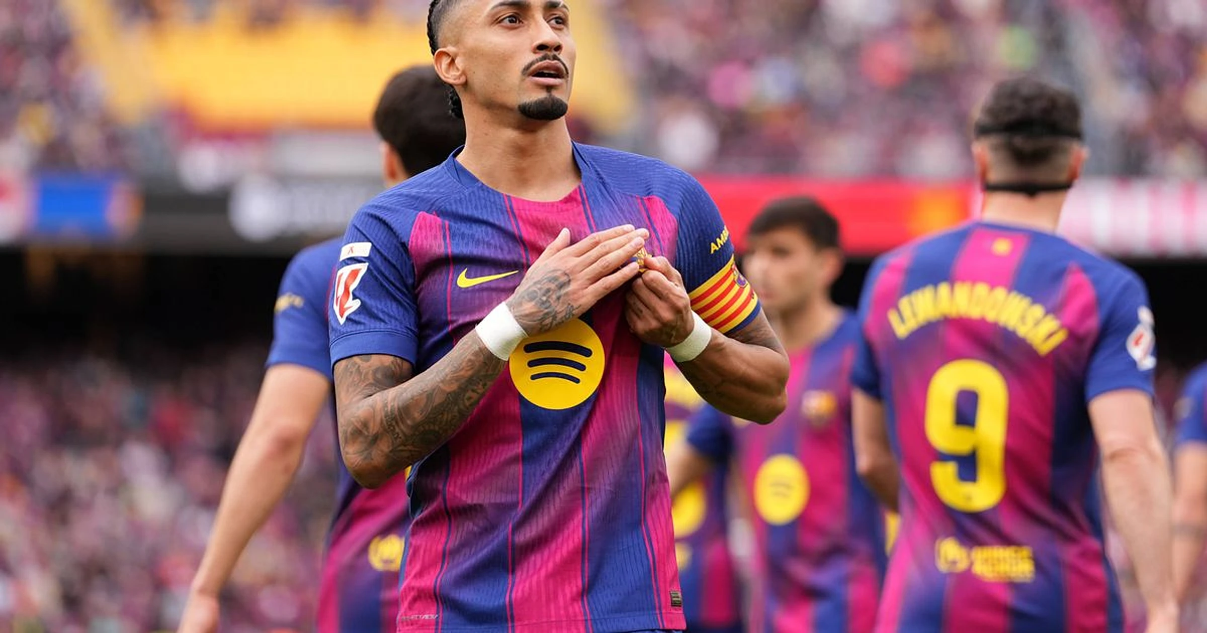 A decisive Clásico with La Liga at stake: Barcelona have historic opportunity against eternal rivals Real