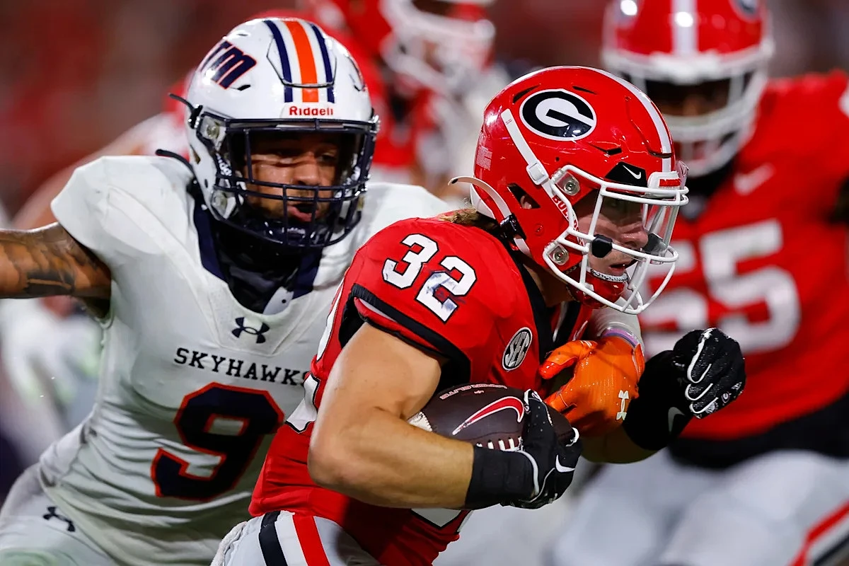 Falcons move former Georgia RB Cash Jones to wide receiver