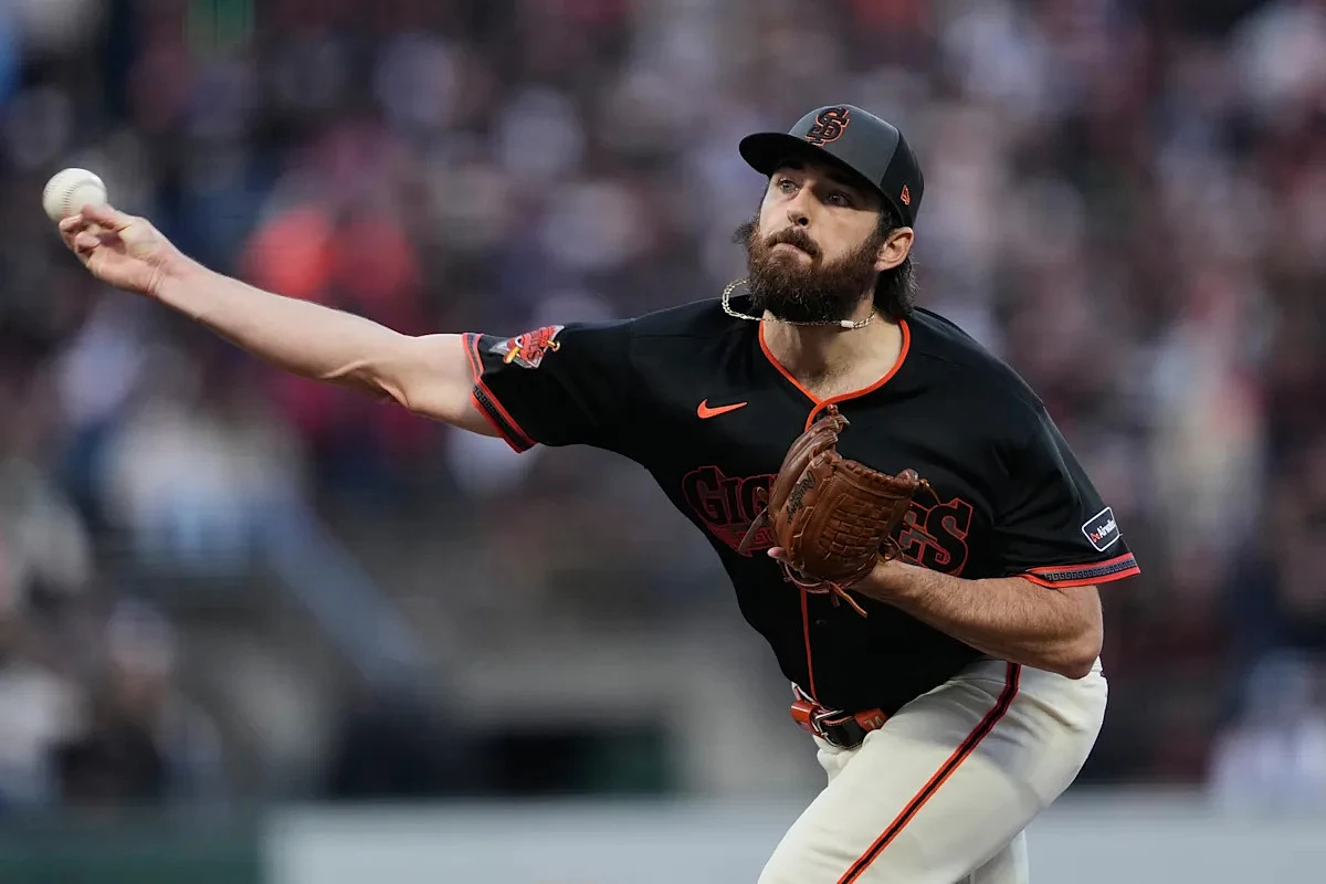 The Giants send struggling reliever Ryan Walker to the minors
