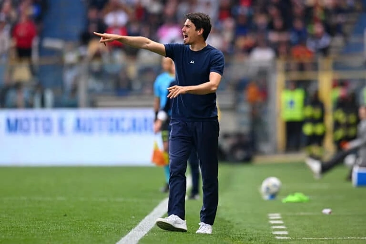 Parma’s Carlos Cuesta angry after last second defeat vs Roma: “We deserve respect.”