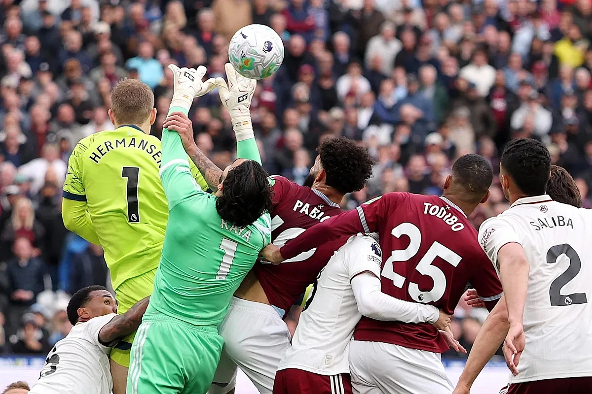 West Ham 0 – Arsenal 1 match report: holding on