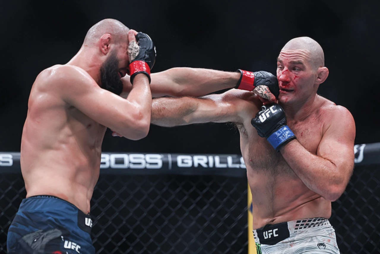 Sean Strickland discusses injury suffered before UFC 328, squashing beef with Chimaev