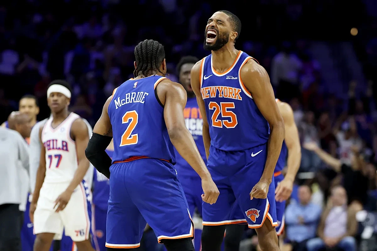 Knicks tie NBA playoff record for first-half 3-pointers as they eye sweep of 76ers