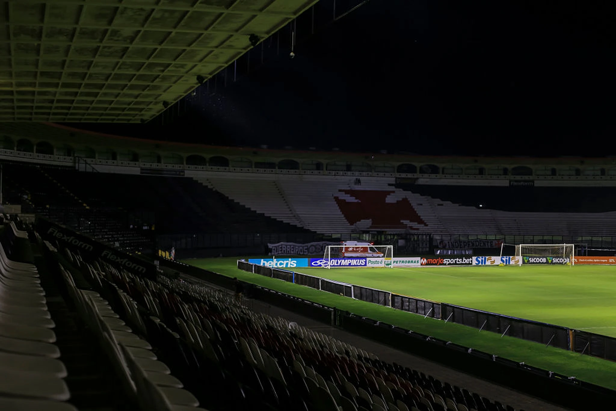 📋 Vasco set to pull clear of the drop zone; Athletico-PR chase top four