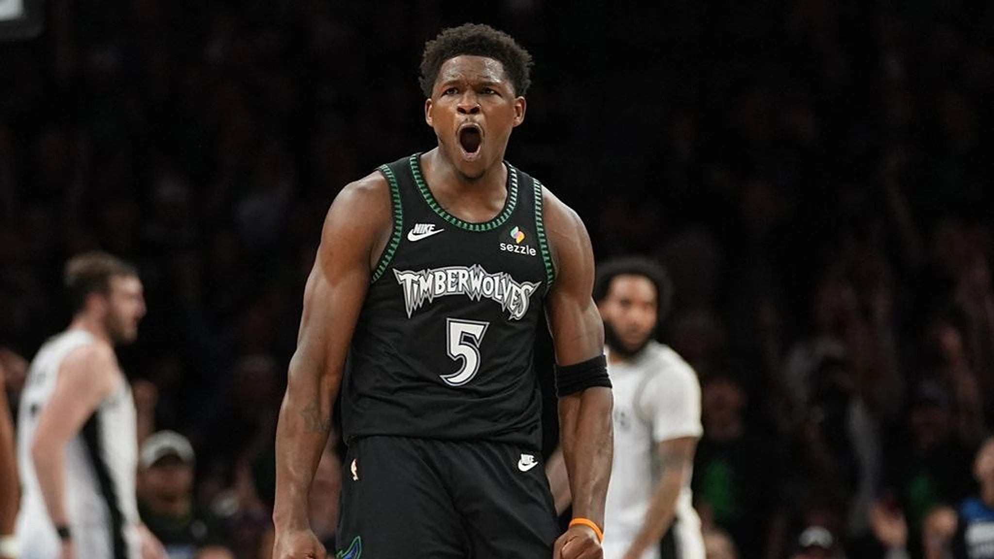 Edwards rallies Wolves to even series with Spurs