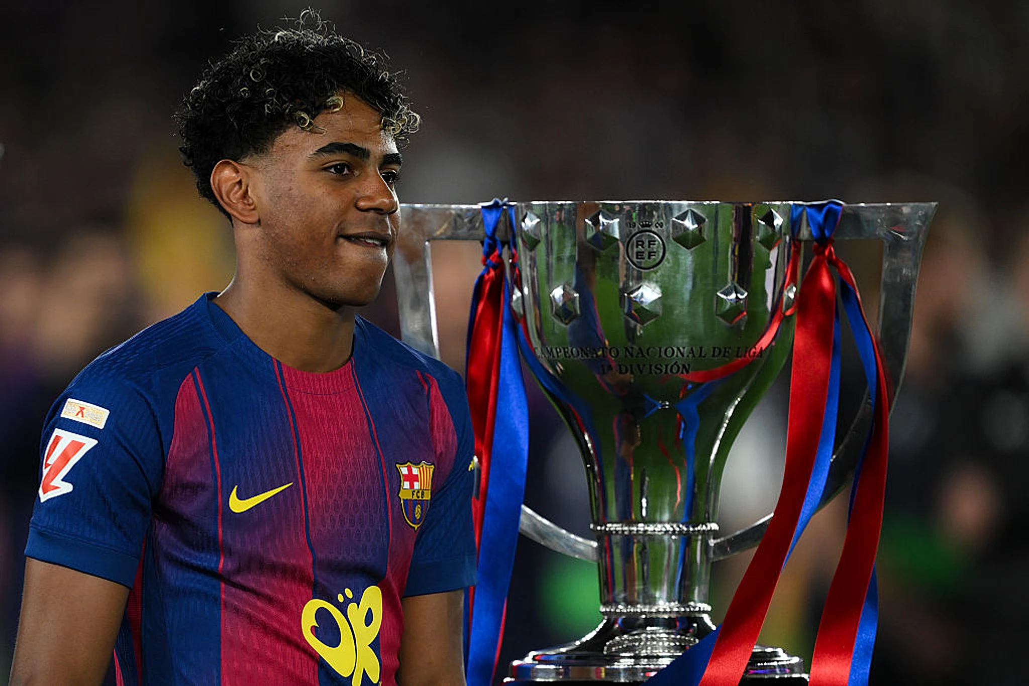 🗞️ Flick's Barça on top of the world in Monday's back pages