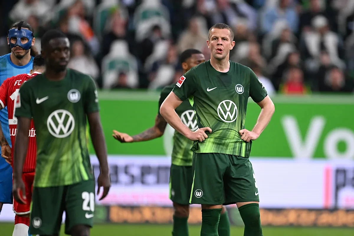 3 teams, 2 relegations, 26 points: madness in the Bundesliga 🤯