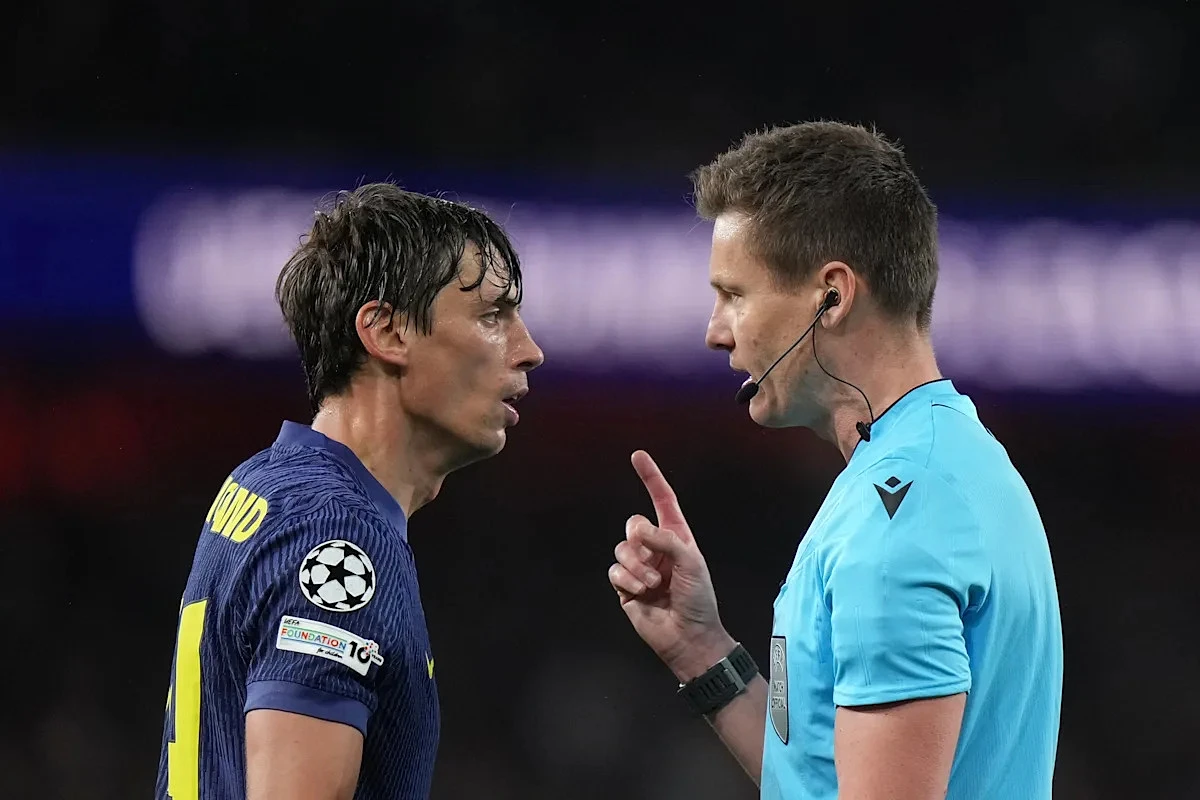 German referee Siebert gets Arsenal-PSG in Champions League final after missing out on World Cup