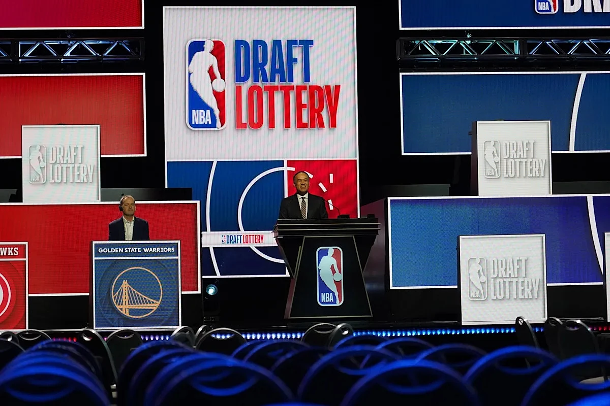 Social media reacts to Warriors landing No. 11 pick in NBA draft lottery