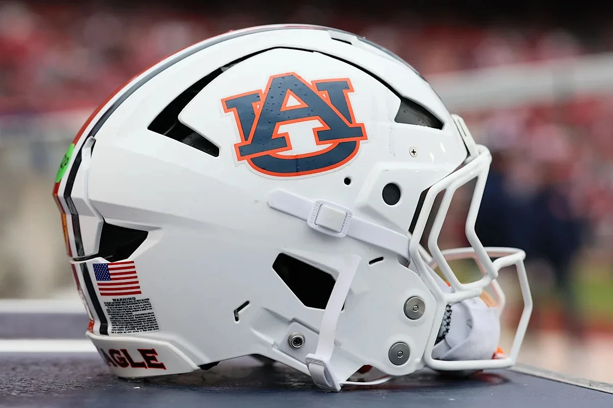 Auburn football's latest commitment officially shuts down recruitment