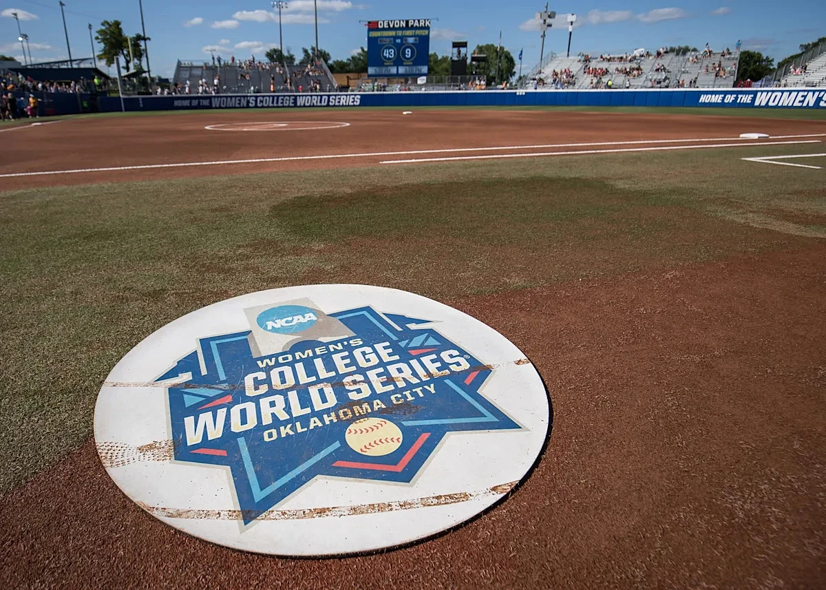 NCAA Tournament softball bracket: Matchups, top seeds, regional sites