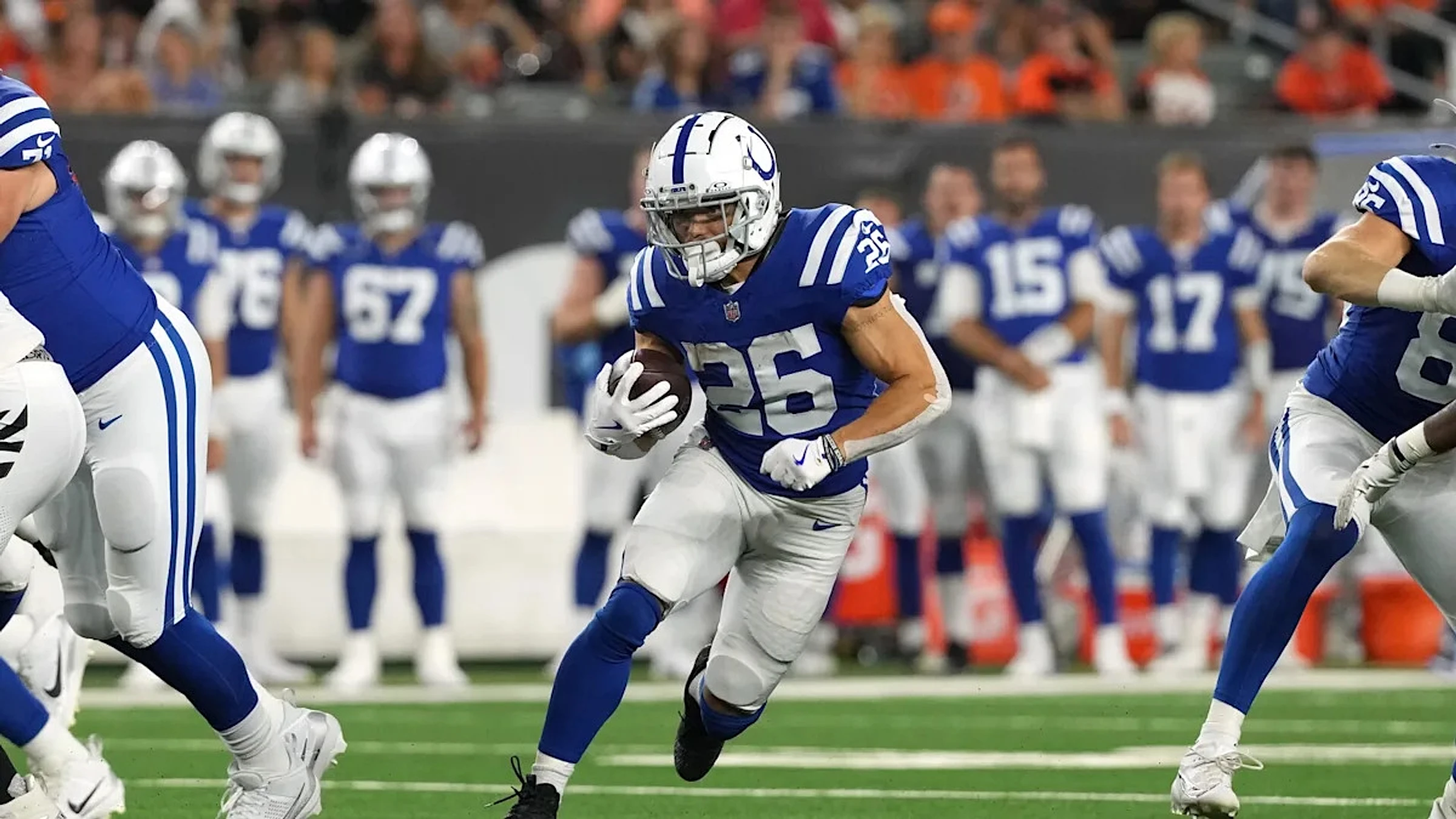 Texans sign RB Evan Hull after tryout