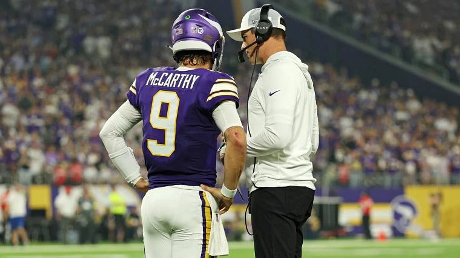 Insider drops key information on Vikings' QB battle