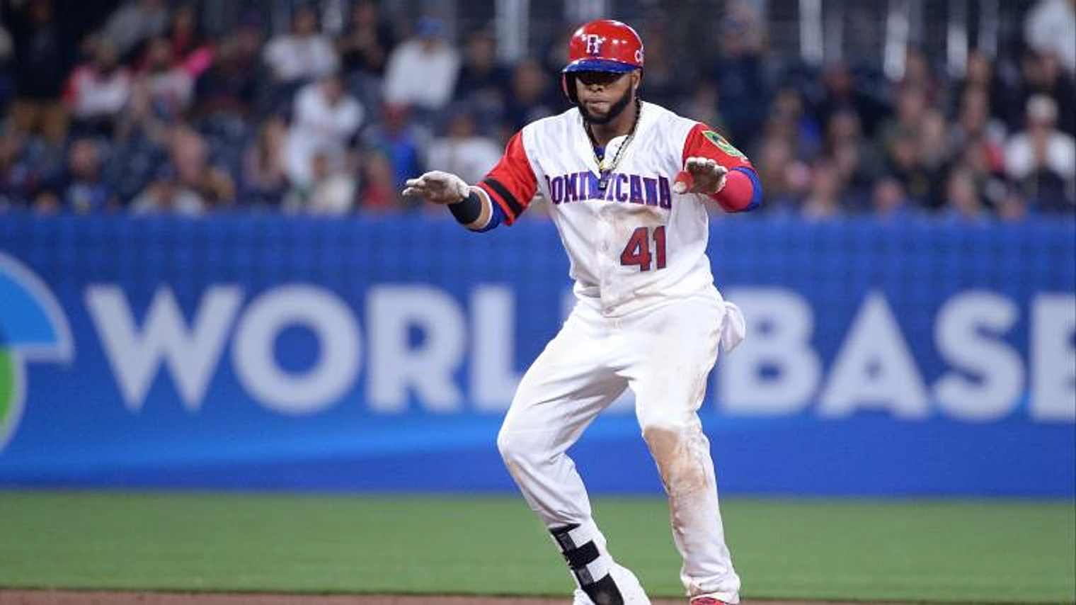 Diamondbacks' Carlos Santana suffers setback amid injury rehab
