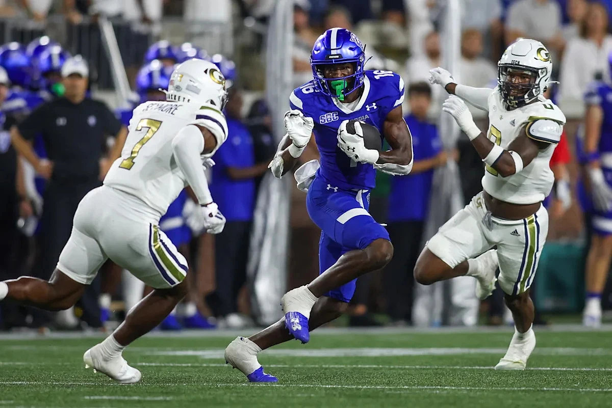 Buccaneers Leadership Excited About WR Hurst